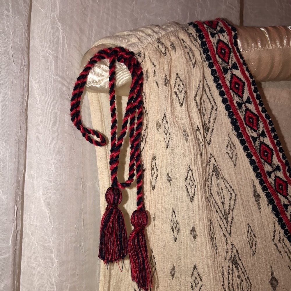 Lucky Brand M Embroidered VNeck Sleeveless Knit Top with Tassel Details - Picture 5 of 11